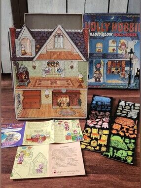 Vintage 1977 Holly Hobbie Magic-Glow Doll House Colorforms Play Set. All Pieces